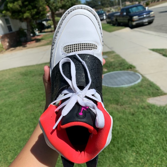 Jordan Son Of Mars Hot Lava || size: 8 in men - Picture 3 of 6